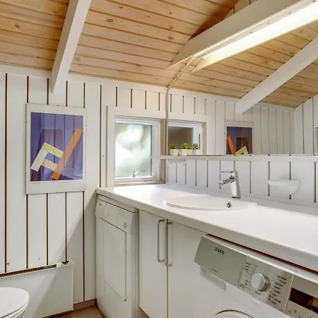 Alfi - 150m From The Sea In Ne Jutland By Interhome