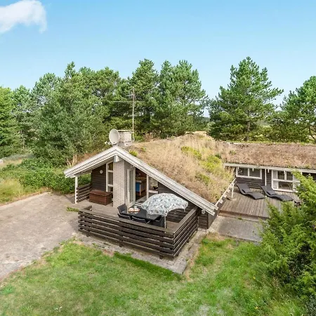 Holiday home Alfi - 150m From The Sea In Ne Jutland By Interhome